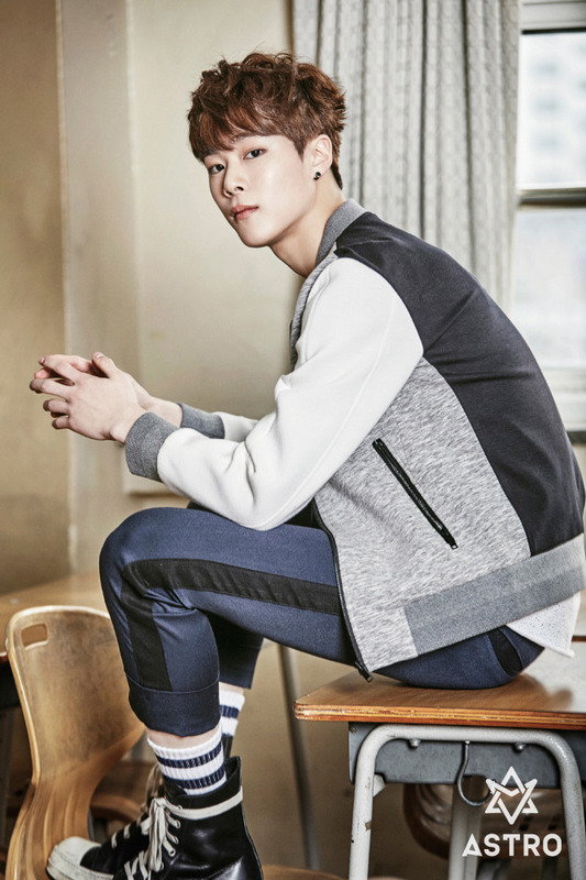ASTRO_1ST_munbin1.jpg
