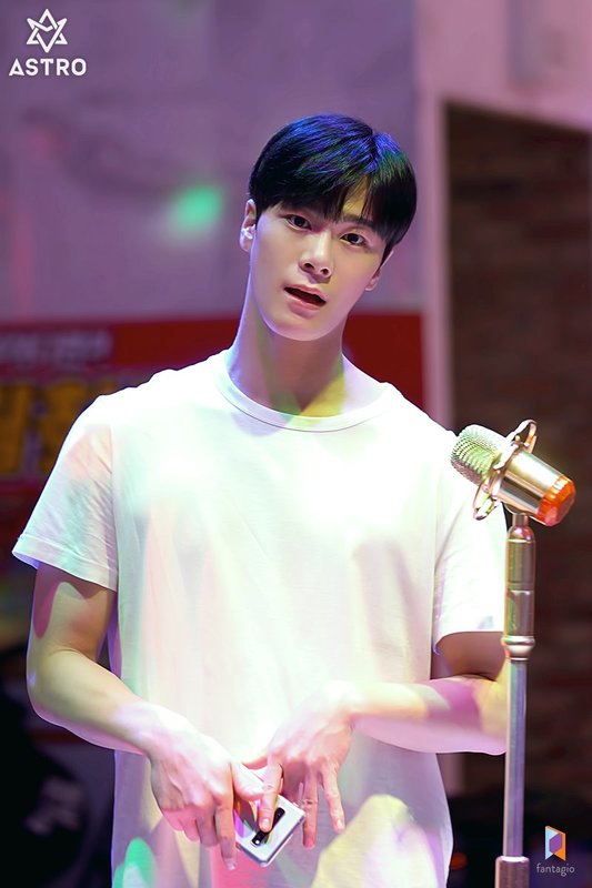 b.jpg